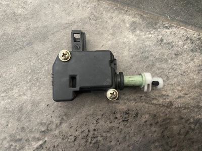 Привід кришка пального toyota avensis t25 фото №1