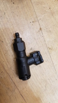 Воздухоотводчик сцепления opel astra j lift 1.7 cdti фото №1