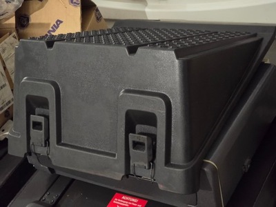 Захист акумуляторів scania s r ntg 2428035 фото №1