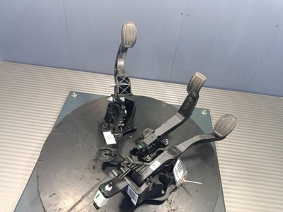 Opel mokka ii b педалі kpl. механічна коробка передач eur фото №1