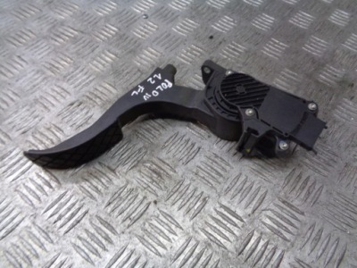 Потенциометр газа vw polo iv 9n 1.2 6q1721503f фото №1