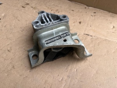 Fiat ducato кронштейн двигателя 1369382080 фото №1