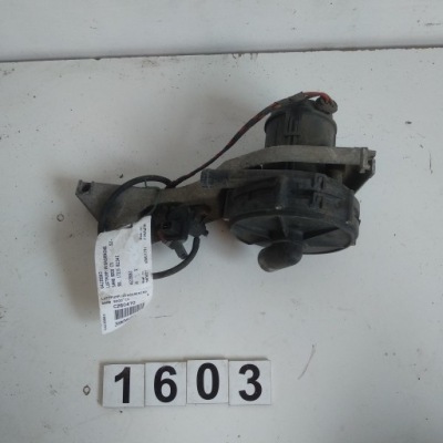 Насос повітря saab 9000cs 4239083 фото №1