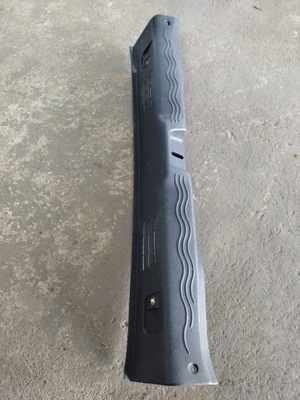 Молдинг захист поріг багажника задня renault modus 1.6benz 16v 8200213727 фото №1