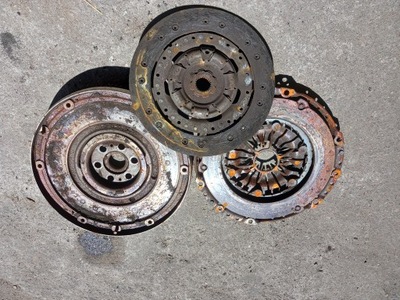 Сцепление двухмассовый маховик ford mondeo mk3 2.0b фото №1