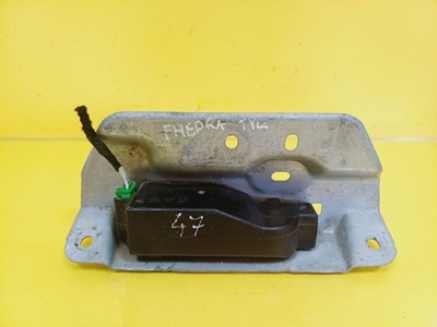 Замок крышки багажника lancia phedra nr47 фото №1