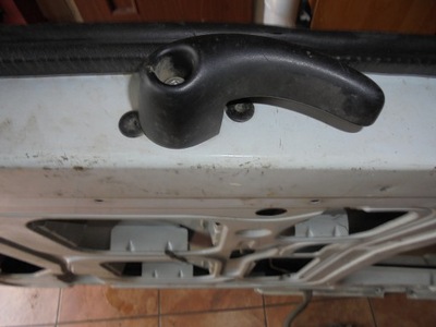 Ручка кришки задня внутрішня opel movano 04' фото №1