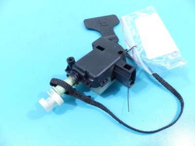 Привід кришка заливної пального toyota avensis t27 фото №1