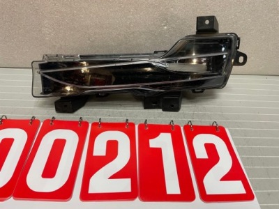 Протитуманна фара лівий led drl tesla y model 3 3 1624797-00-a фото №1