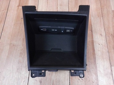 Hyundai tucson iv nx4 зарядний пристрій телефону фото №1