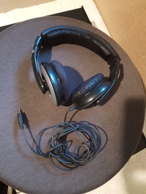 SENNHEISER HD 205