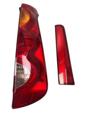 Лампа правий задня комплект nissan note e11 фото №1