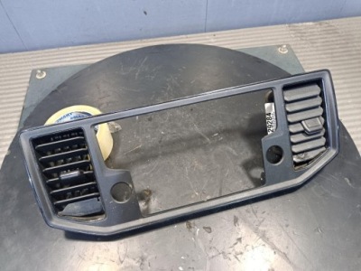 Рамка радио решётки обдув volkswagen crafter 7c0857038f фото №1