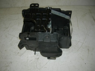 Ford fiesta mk7 lift 1.0 корпус акумулятор комплект . фото №1