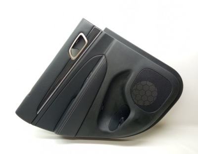 Обшивка дверь левый задний jeep grand cherokee iv wk2 фото №1