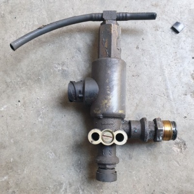 Actros mp2 mp3 axor atego клапан електромагнітний електроклапан 0049978236 фото №1