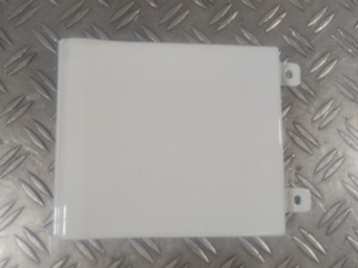 Trafic iii vivaro b молдинг защита под заливная горловина топлива фото №1