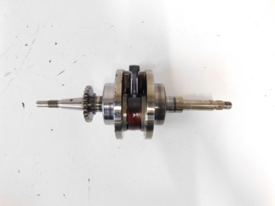 PEUGEOT SATELIS 125 WAŁ KORBOWY