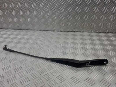 Рычаг дворники правый перед opel astra h 1.7 cdti 13111220 фото №1