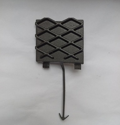 Заглушка фаркоп бампера задняя mazda rx-8 rx8 03-09r фото №1