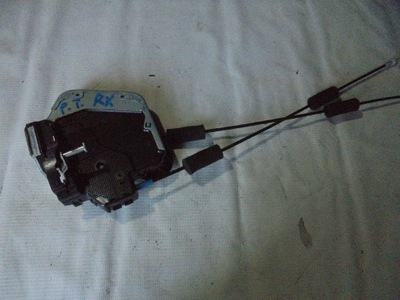 Замок двері правий задня 8 pin lexus rx 400h 2007 фото №1