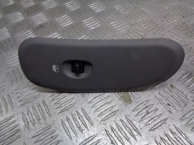 Панель скло правий перед dodge caravan фото №1