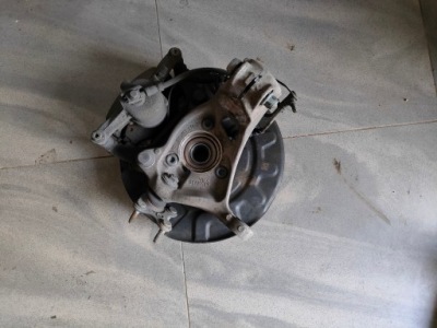 Vw passat b8 2.0tdi ступиця поворотний кулак правий перед фото №1