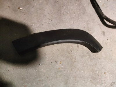 Молдинг дверь крыла левая jeep cherokee kl14 фото №1