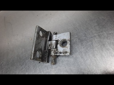 Петля дверь левый volvo s60 v70 ii фото №1