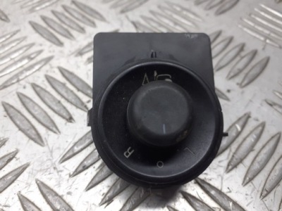 Opel zafira c переключатель зеркал 13271833 фото №1