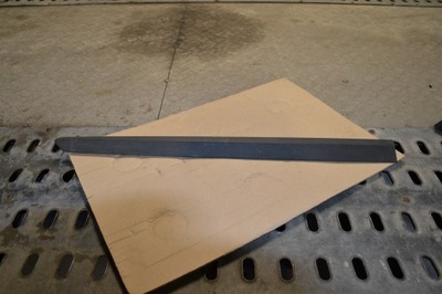 Kia niro 2019 молдинг дверь левый перед 87721-g5000 фото №1