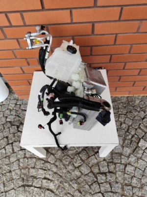 Tesla model 3 насос тепла фото №1