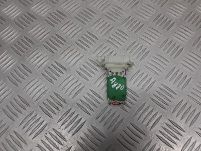 Резистор резистор вентилятор toyota aygo фото №1