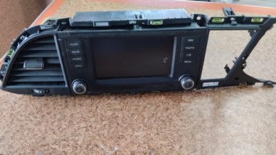 Радио радиопроигрыватель навигация экран seat leon iii 5f0919603a 5f0035858a фото №1