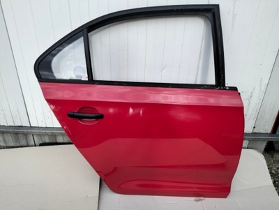 Skoda rapid liftback дверь правый задняя lf3k sedan фото №1