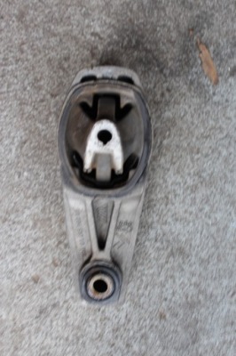 Citroen c4 cactus 1.2 thp кронштейн коробки передач фото №1