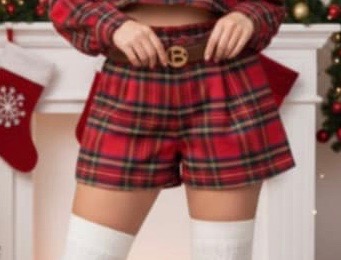 krótkie spodenki czerwone w kratę