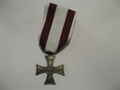 Polskie odznaczenie krzyż walecznych 1920 mniejszy
