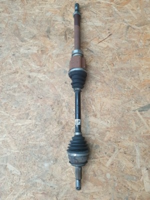 Nissan qashqai j11 привідний вал права 1.2 механічна коробка передач фото №1