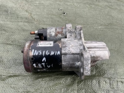 Стартер opel insignia a 2.8t v6 55563538 фото №1
