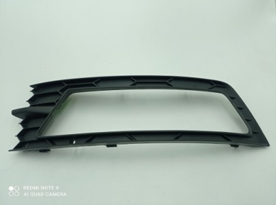 Skoda оригінальний номер 5ja807682 решітка бампера передній p фото №1