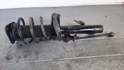 Амортизатор правая  перед mazda 3 05r 1.6citd фото №1