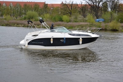łódż motorowa jacht Bayliner 255