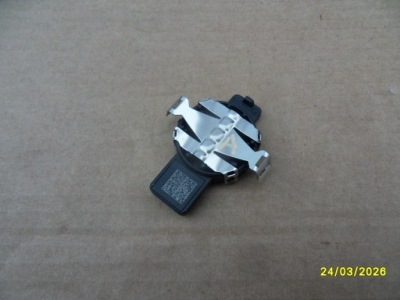 Заглушка датчик дощу vw caddy v 2k7 8v0907613 фото №1