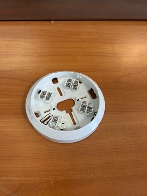 Podstawa czujka pożarowego MS 400 B bosch - UŻYWANY