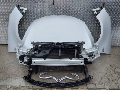 Крила правий opel zafira c lak:z176 фото №1