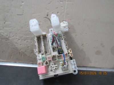 Коробка предохранителей avensis t27 82730-05c80 фото №1