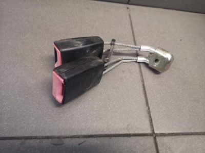 Audi a8 d2 4d0857739h клипса поперечина заднего фото №1