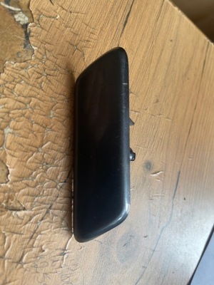 Toyota rav4 05-08 заглушка розпилювача лампи r фото №1