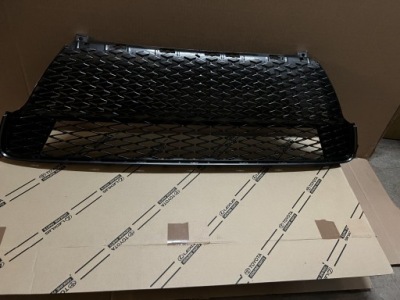 Lexus ct200h f-sport lift решётка бампера нижняя фото №1